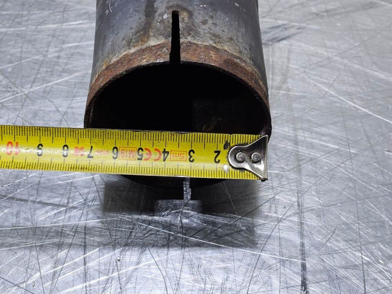 Liebherr - Exhaust/Auspuff/Uitlaat - Мотор за Градежна машина: слика 5 Liebherr - Exhaust/Auspuff/Uitlaat - Мотор за Градежна машина: слика 5