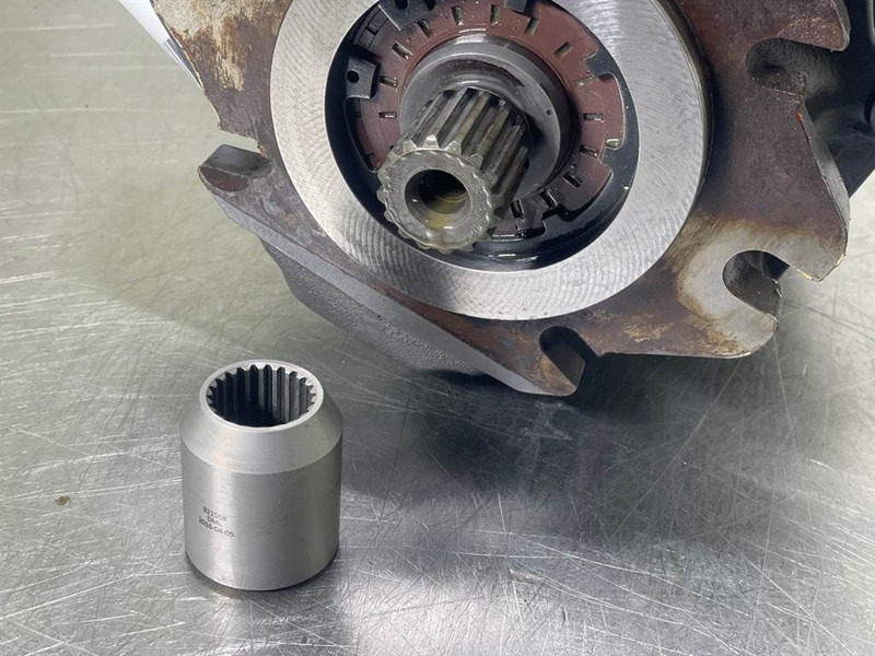 Хидраулика за Градежна машина Mecalac 12MTX-Rexroth A4VG085-Drive pump/Fahrpumpe/Rijpomp: слика 9