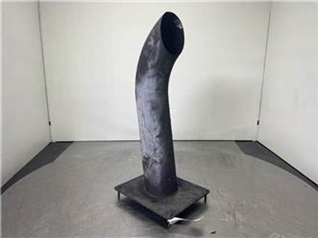 New Holland W110C - Exhaust/Auspuff/Uitlaat - Мотор за Градежна машина: слика 1 New Holland W110C - Exhaust/Auspuff/Uitlaat - Мотор за Градежна машина: слика 1