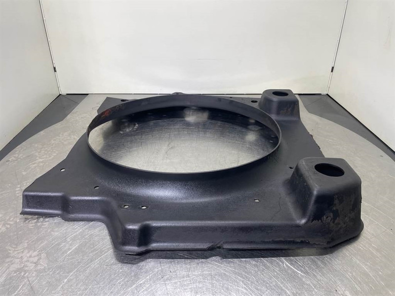 New Holland W110C-Fan guard/Schutzgitter/Koelvin afscherming - Мотор за Градежна машина: слика 3 New Holland W110C-Fan guard/Schutzgitter/Koelvin afscherming - Мотор за Градежна машина: слика 3