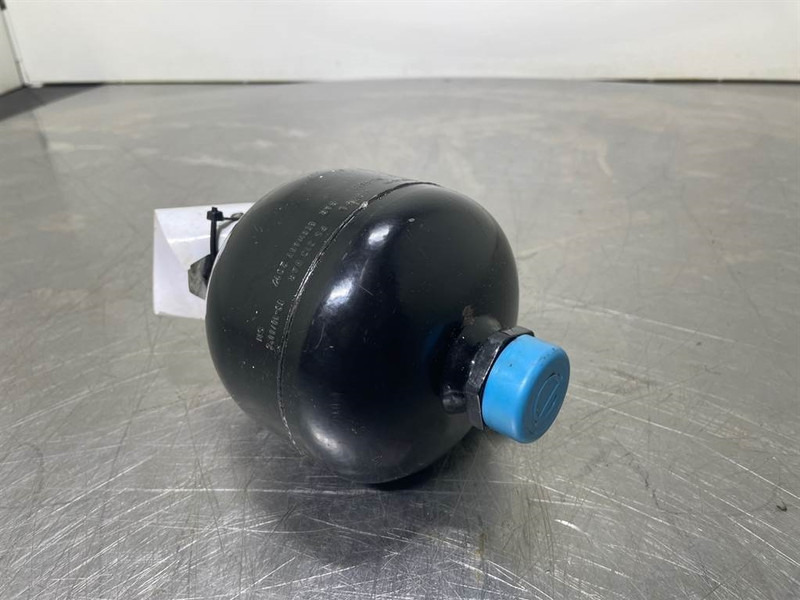 O & K L25.5-075-1315-053-611-Accumulator/Hydrospeicher - Хидраулика за Градежна машина: слика 3 O & K L25.5-075-1315-053-611-Accumulator/Hydrospeicher - Хидраулика за Градежна машина: слика 3