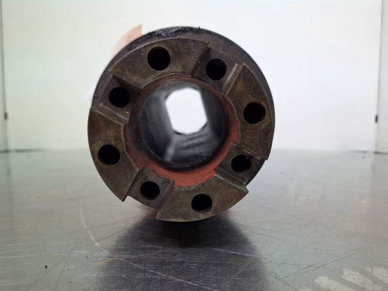 O & K L6-4711346 -Axle housing/Achskörper/Astrechter - Оска и делови за Градежна машина: слика 3 O & K L6-4711346 -Axle housing/Achskörper/Astrechter - Оска и делови за Градежна машина: слика 3