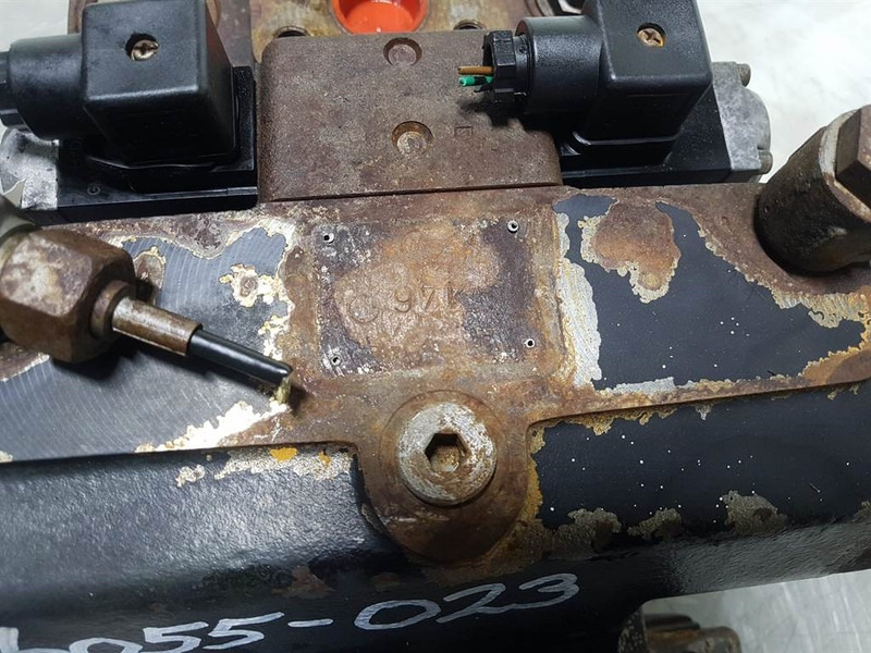 Rexroth A4VG125 - Ahlmann AZ200 - 4100373A - Drive pump - Хидраулика: слика 3 Rexroth A4VG125 - Ahlmann AZ200 - 4100373A - Drive pump - Хидраулика: слика 3