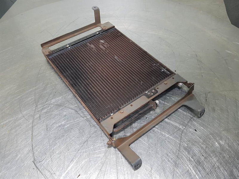 SANDEN MFC-2046AE-Airco condenser/Klimakondensator - Рамка/ Шасија за Градежна машина: слика 2 SANDEN MFC-2046AE-Airco condenser/Klimakondensator - Рамка/ Шасија за Градежна машина: слика 2