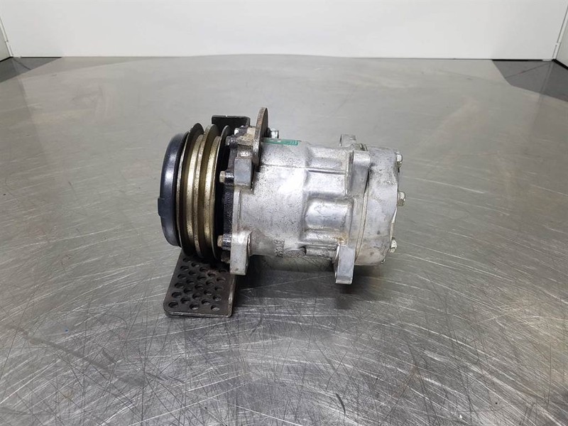 SANDEN SD7H15-6035-Compressor/Kompressor/Aircopomp - Компресор на клима уред за Градежна машина: слика 2 SANDEN SD7H15-6035-Compressor/Kompressor/Aircopomp - Компресор на клима уред за Градежна машина: слика 2