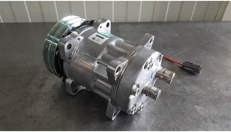 SANDEN SD7H15-S8227-Compressor/Kompressor/Aircopom - Мотор и делови за Градежна машина: слика 2 SANDEN SD7H15-S8227-Compressor/Kompressor/Aircopom - Мотор и делови за Градежна машина: слика 2
