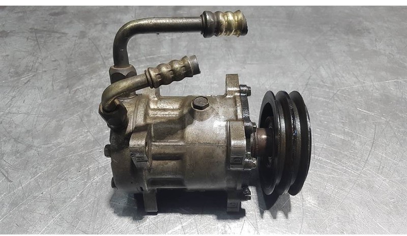 SANDEN U4652 - Compressor/Kompressor/Aircopomp - Компресор на клима уред за Градежна машина: слика 2 SANDEN U4652 - Compressor/Kompressor/Aircopomp - Компресор на клима уред за Градежна машина: слика 2