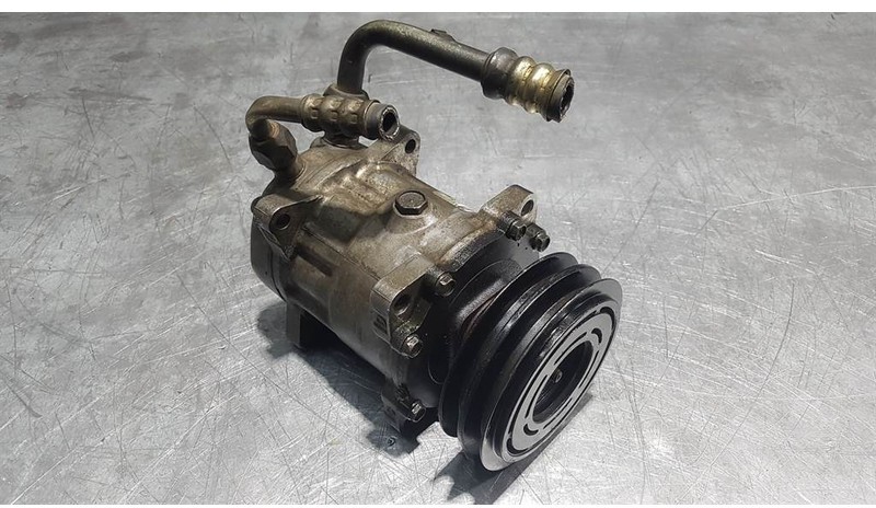 SANDEN U4652 - Compressor/Kompressor/Aircopomp - Компресор на клима уред за Градежна машина: слика 1 SANDEN U4652 - Compressor/Kompressor/Aircopomp - Компресор на клима уред за Градежна машина: слика 1