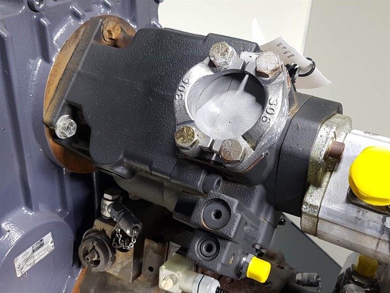 Sauer Danfoss JRL075CLS2320 -Vögele-80006177- Load sensing pump - Хидраулика: слика 2 Sauer Danfoss JRL075CLS2320 -Vögele-80006177- Load sensing pump - Хидраулика: слика 2