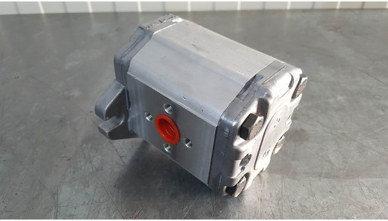 Sauer Sundstrand SKP2NN/022LN06SBP1E8C7 - Gearpump - Хидраулика: слика 2 Sauer Sundstrand SKP2NN/022LN06SBP1E8C7 - Gearpump - Хидраулика: слика 2