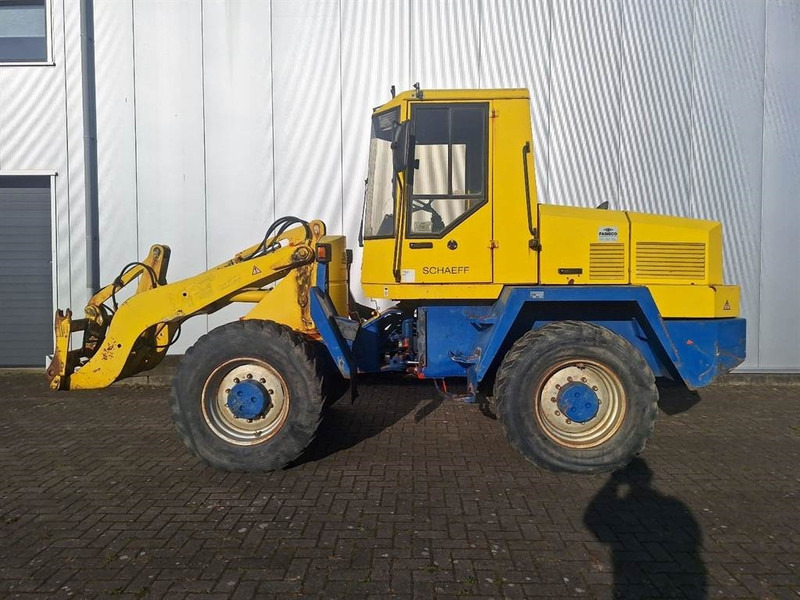 Schaeff SKS 661 - Натоварувач на тркала: слика 1 Schaeff SKS 661 - Натоварувач на тркала: слика 1