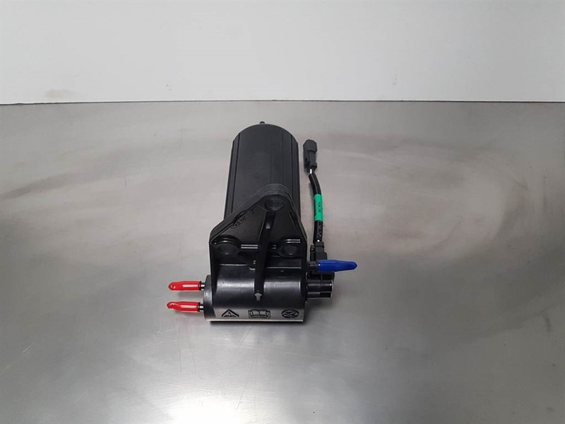 Terex TL120-5568668636-Fuel lift pump/Förderpumpe - Мотор за Градежна машина: слика 2 Terex TL120-5568668636-Fuel lift pump/Förderpumpe - Мотор за Градежна машина: слика 2