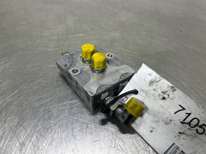 Terex TW150-6047883-Valve/Ventile/Ventiel - Хидраулика за Градежна машина: слика 4 Terex TW150-6047883-Valve/Ventile/Ventiel - Хидраулика за Градежна машина: слика 4