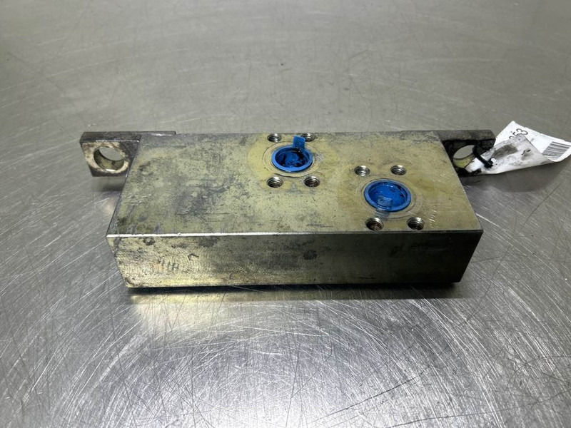 Terex TW150-6058150-Distributor/Verteiler - Хидраулика за Градежна машина: слика 1 Terex TW150-6058150-Distributor/Verteiler - Хидраулика за Градежна машина: слика 1