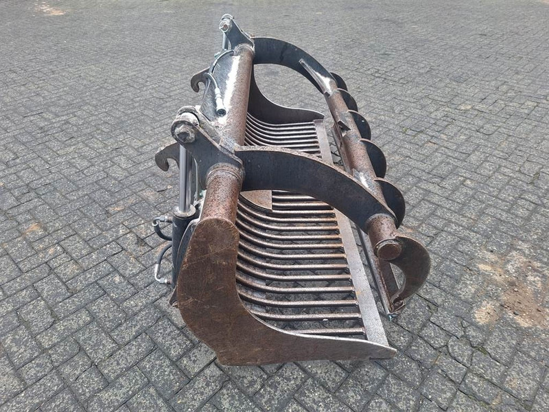 Volvo BM L 30 - Опрема за добиток: слика 2 Volvo BM L 30 - Опрема за добиток: слика 2