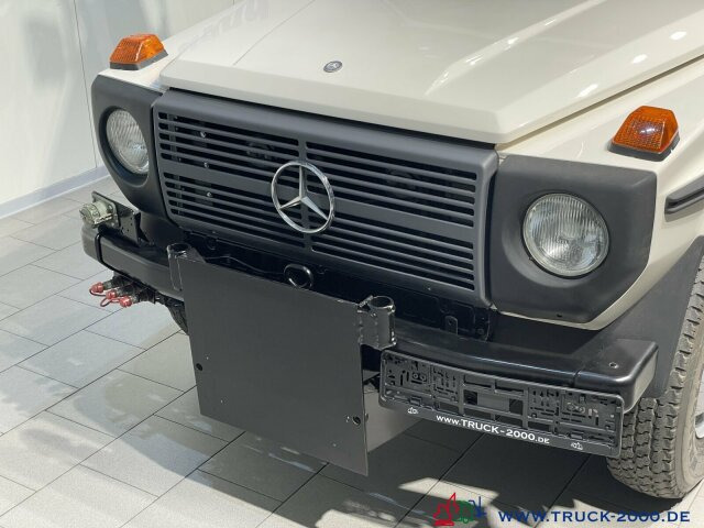 Mercedes-Benz 300 GD Pickup "Mit Winterdienst" 1. Hand 29 TKM - Пикап: слика 2 Mercedes-Benz 300 GD Pickup "Mit Winterdienst" 1. Hand 29 TKM - Пикап: слика 2