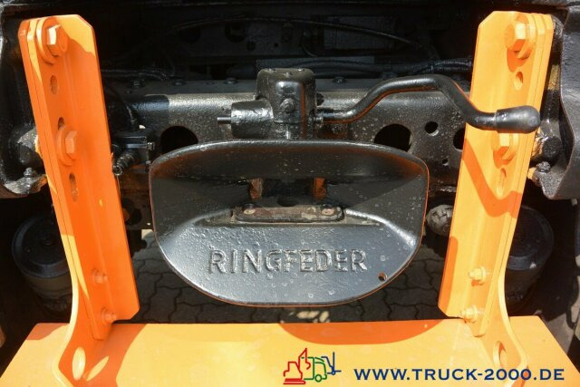Камион со платформа, Комунално/ Специјално возило Unimog U 400 4 x 4 Mulag Teleskopausleger + Zapfwelle: слика 13