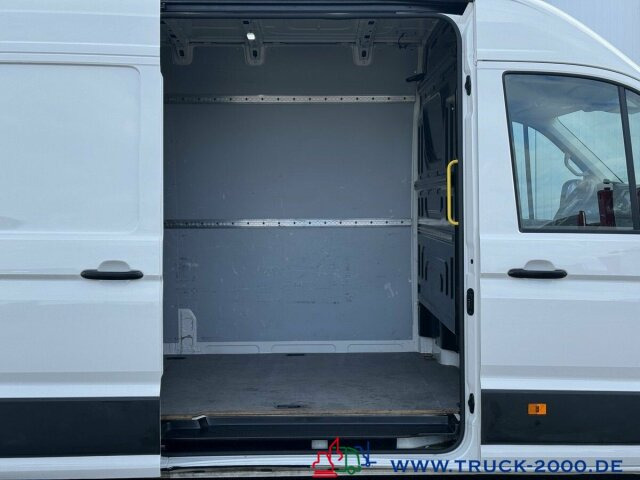 Volkswagen Crafter 35 2.0 TDI Hoch & Lang 3 Sitze Klima - Товарно комбе: слика 4 Volkswagen Crafter 35 2.0 TDI Hoch & Lang 3 Sitze Klima - Товарно комбе: слика 4