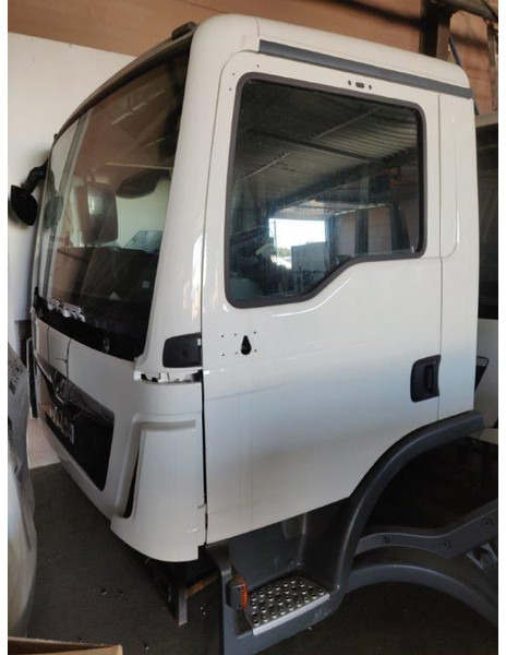 MAN Cabine TGL Euro6 - Кабина и ентериер за Камион: слика 1 MAN Cabine TGL Euro6 - Кабина и ентериер за Камион: слика 1