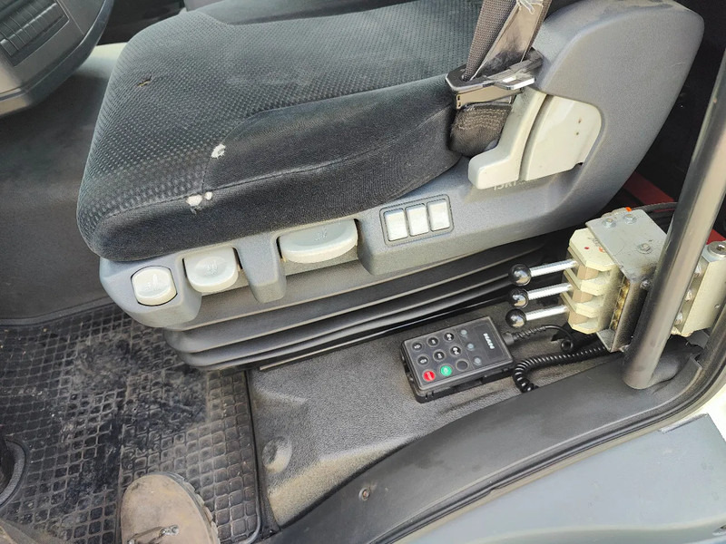 Камион со кука за подигање, Камион со кран MAN TGM 18.290 4x2 Euro 6 + Crane Palfinger PK15500: слика 12