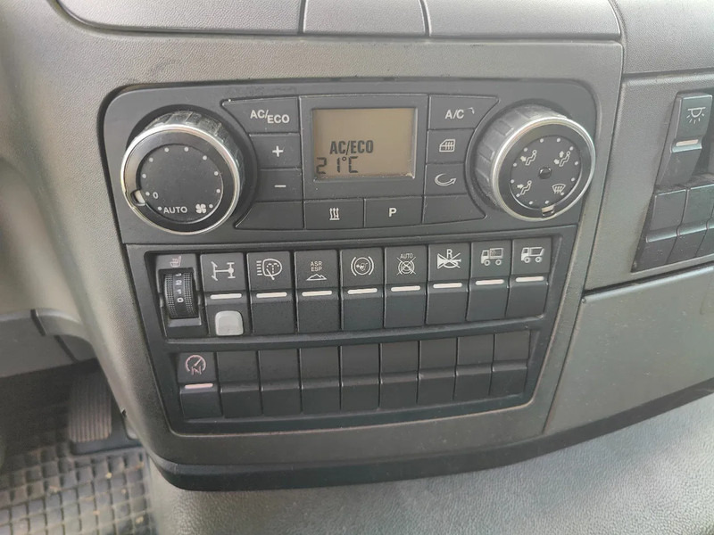 Камион со кука за подигање, Камион со кран MAN TGM 18.290 4x2 Euro 6 + Crane Palfinger PK15500: слика 17