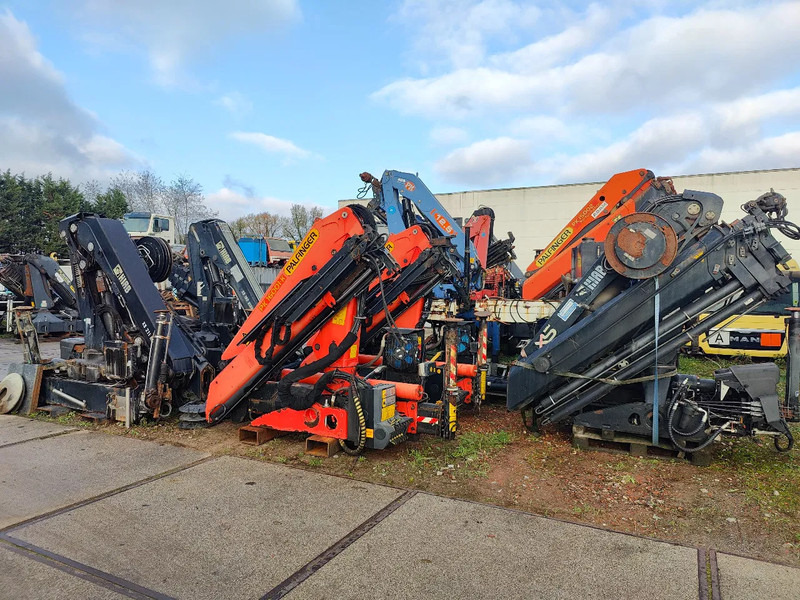 Palfinger Autolaadkranen / vrachtwagenkranen / kranen Cranes Palfinger / HIAB / Fassi / Effer - Мобилен кран: слика 1 Palfinger Autolaadkranen / vrachtwagenkranen / kranen Cranes Palfinger / HIAB / Fassi / Effer - Мобилен кран: слика 1