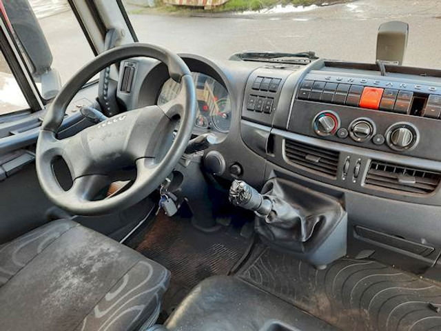 Iveco 120E22 - Камион со кабинска шасија: слика 5 Iveco 120E22 - Камион со кабинска шасија: слика 5