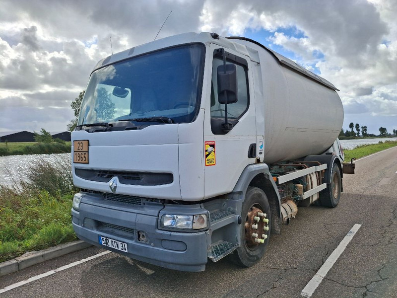 Renault PREMIUM 270 GAS / LPG - Камион цистерна: слика 1 Renault PREMIUM 270 GAS / LPG - Камион цистерна: слика 1