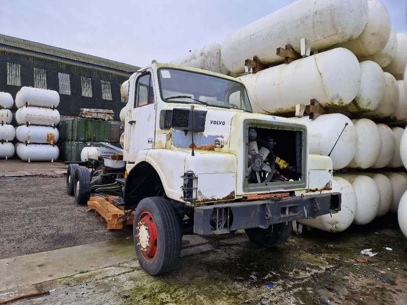 Volvo N10 6x6 - Камион со кабинска шасија: слика 2 Volvo N10 6x6 - Камион со кабинска шасија: слика 2