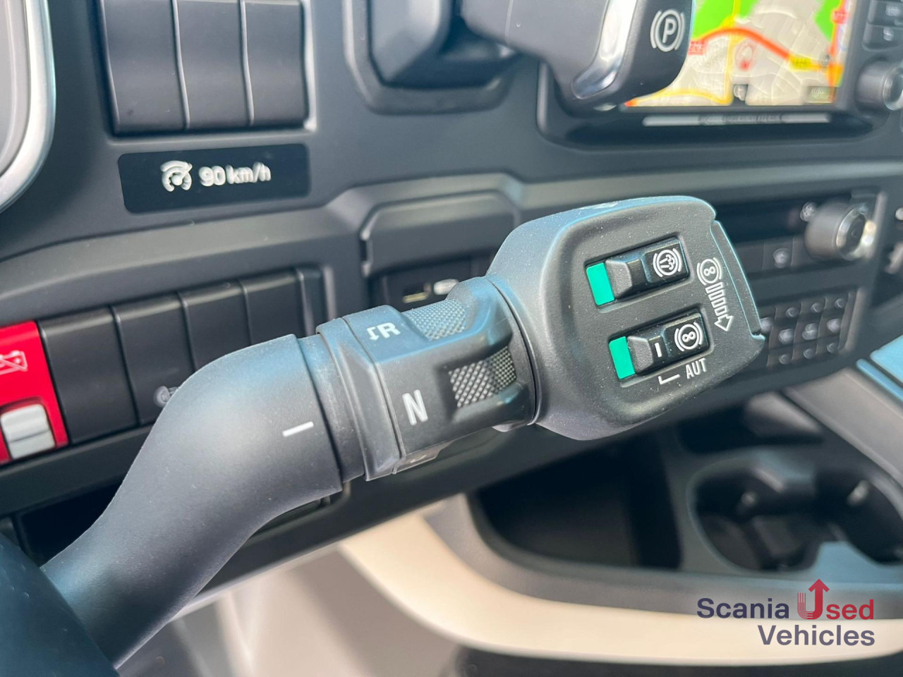 SCANIA R 410 A4x2NA RETARDER LED NAVI - Камион влекач: слика 5 SCANIA R 410 A4x2NA RETARDER LED NAVI - Камион влекач: слика 5