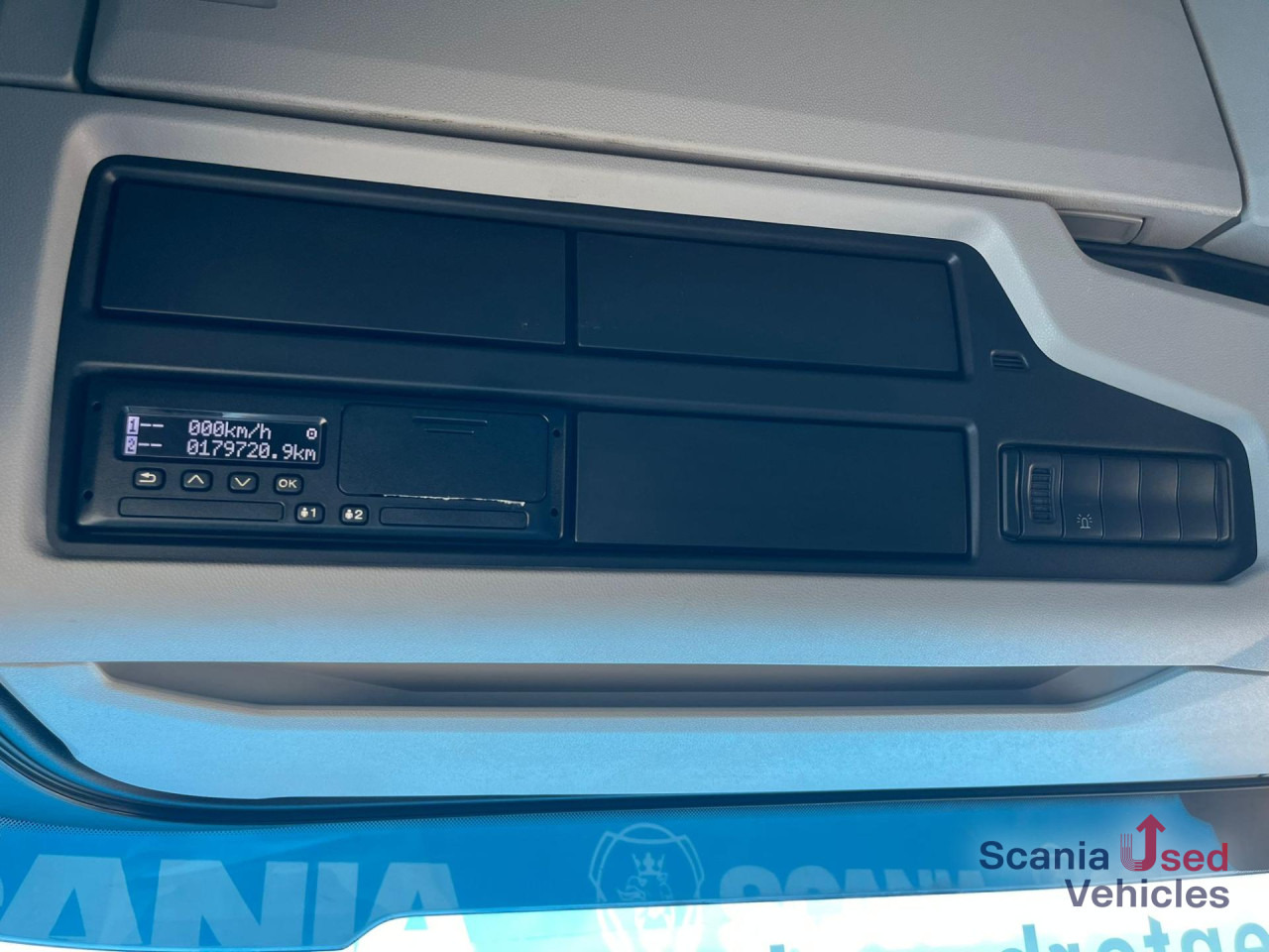 Камион влекач SCANIA R 450 A4x2NA RETARDER 8T DIFF-L HYDRO LOW MILEAGE: слика 6