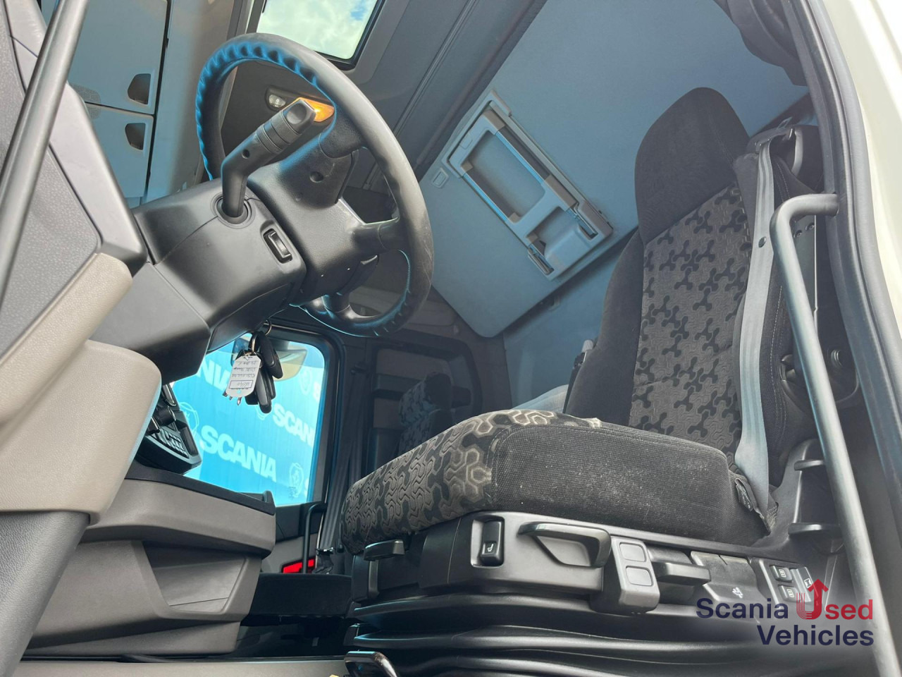 SCANIA R 450 A4x2NA RETARDER DIFF-L SMART2 ACC - Камион влекач: слика 3 SCANIA R 450 A4x2NA RETARDER DIFF-L SMART2 ACC - Камион влекач: слика 3