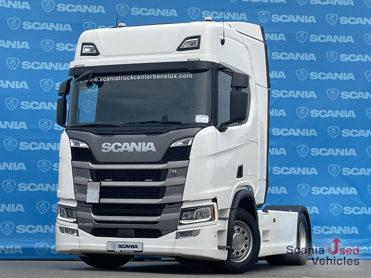 SCANIA R 450 A4x2NB DIFF-L RETARDER FULL AIR 8T LEATHER - Камион влекач: слика 1 SCANIA R 450 A4x2NB DIFF-L RETARDER FULL AIR 8T LEATHER - Камион влекач: слика 1