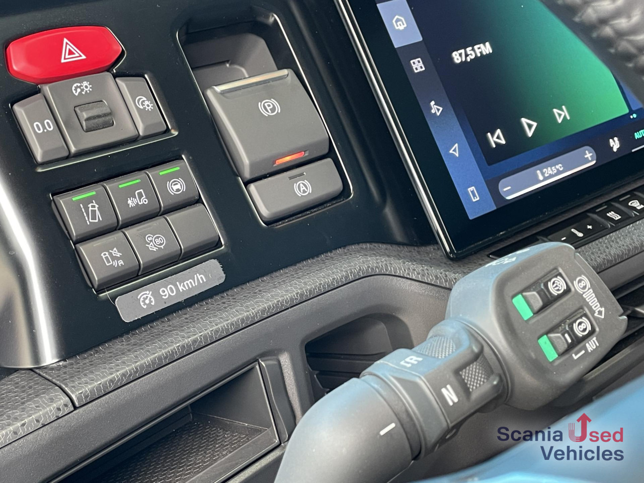 SCANIA R 460 A4x2EB MEGA VOLUME RETARDER DIFF-L SMART2 - Камион влекач: слика 5 SCANIA R 460 A4x2EB MEGA VOLUME RETARDER DIFF-L SMART2 - Камион влекач: слика 5