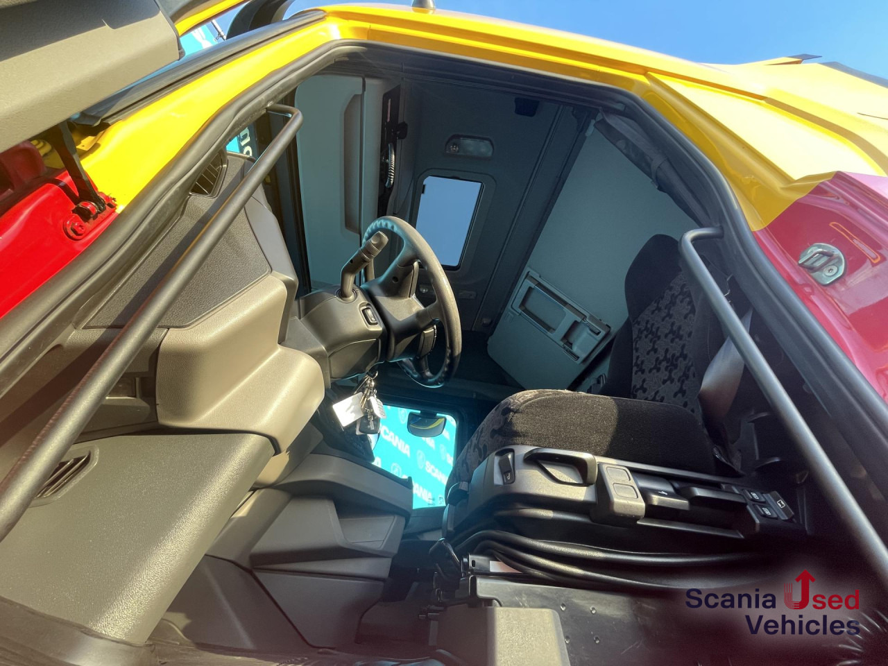 SCANIA S 450 A4x2NA DIFF-L PARK AIRCO RETARDER HYDRO - Камион влекач: слика 2 SCANIA S 450 A4x2NA DIFF-L PARK AIRCO RETARDER HYDRO - Камион влекач: слика 2