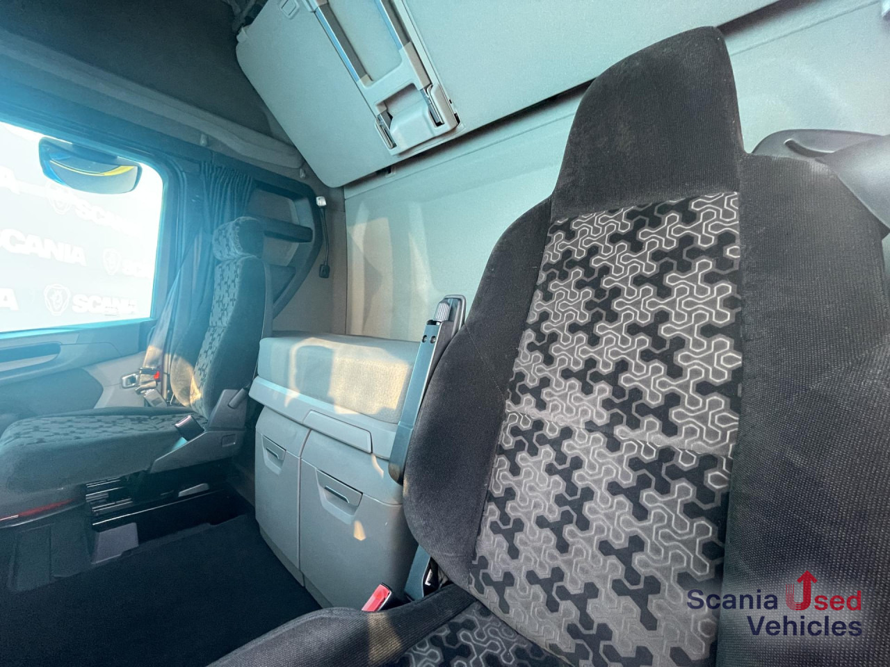 SCANIA S 450 A4x2NA DIFF-L PARK AIRCO RETARDER HYDRO - Камион влекач: слика 3 SCANIA S 450 A4x2NA DIFF-L PARK AIRCO RETARDER HYDRO - Камион влекач: слика 3