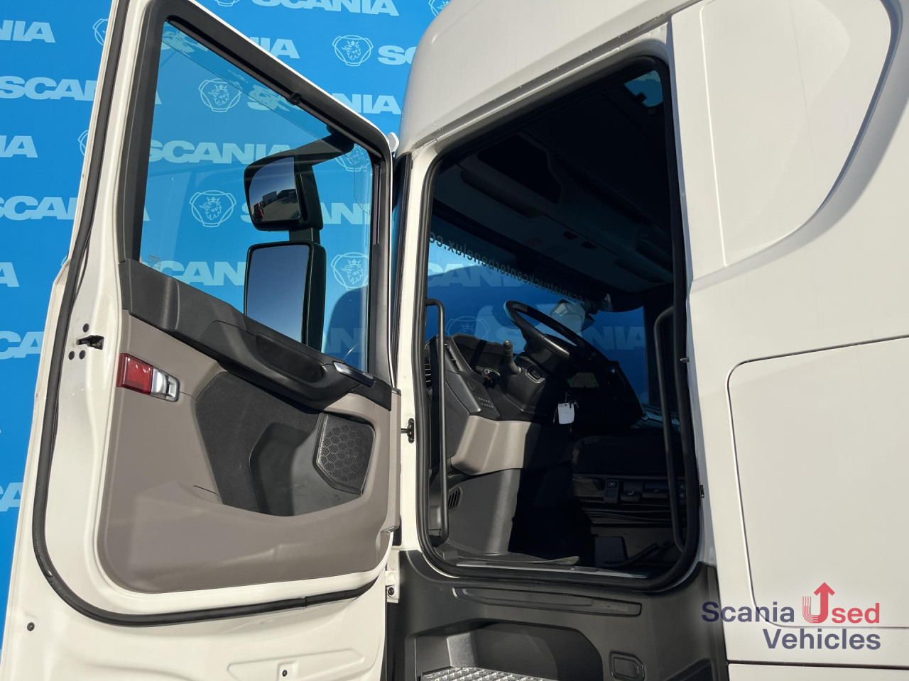 SCANIA S 500 A4x2NB DIFF-L RETARDER FULL AIR 8T ACC - Камион влекач: слика 3 SCANIA S 500 A4x2NB DIFF-L RETARDER FULL AIR 8T ACC - Камион влекач: слика 3