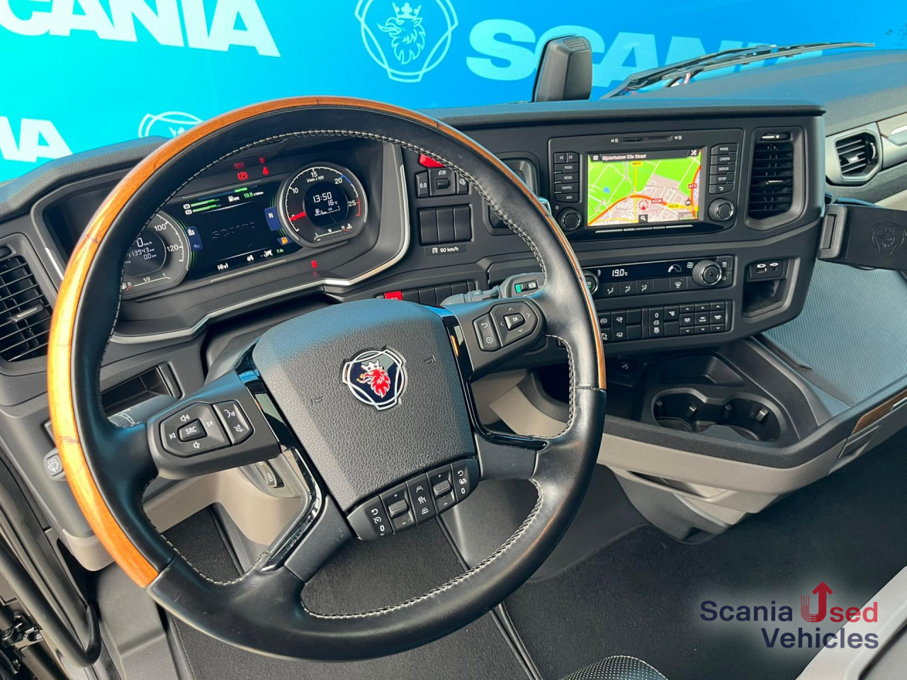 SCANIA S 500 A4x2NB RETARDER DIFF-L PTOv FULL AIR VECTO3 - Камион влекач: слика 5 SCANIA S 500 A4x2NB RETARDER DIFF-L PTOv FULL AIR VECTO3 - Камион влекач: слика 5