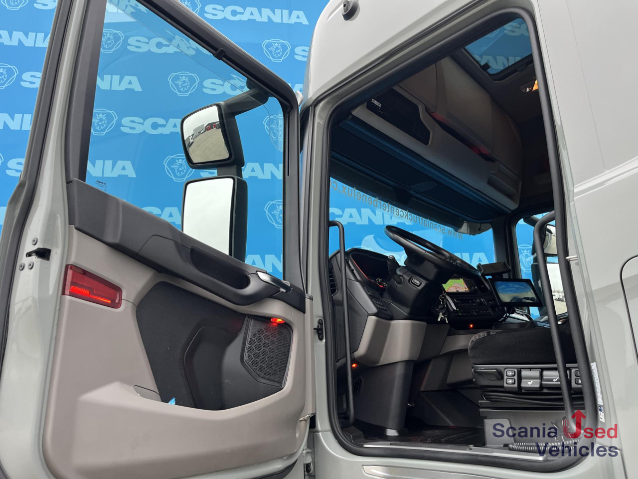 Камион влекач SCANIA S 590 A4x2NB V8 RETARDER DIFF-L FULL AIR 8T P-AIRC: слика 15