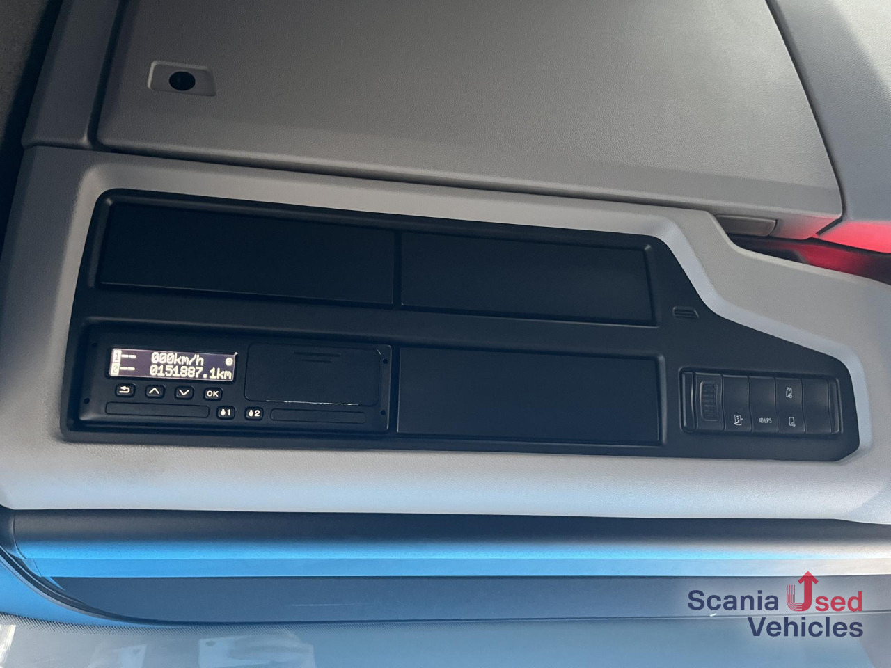 Камион влекач SCANIA S 590 A4x2NB V8 RETARDER DIFF-L FULL AIR 8T P-AIRC: слика 7
