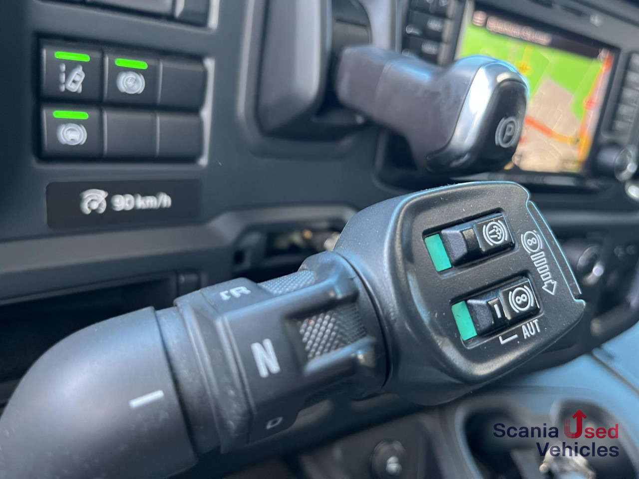 SCANIA P 320 B6x2*4NB RETARDER FULL AIR 8T 7.2x2.5x2.35M - Камион сандучар: слика 5 SCANIA P 320 B6x2*4NB RETARDER FULL AIR 8T 7.2x2.5x2.35M - Камион сандучар: слика 5