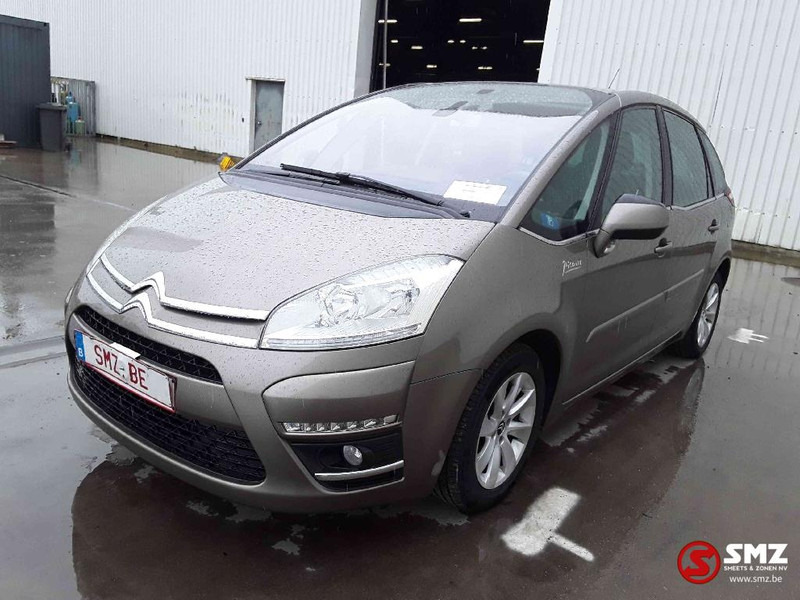 Citroën C 4 Piccasso - Автомобил: слика 2 Citroën C 4 Piccasso - Автомобил: слика 2