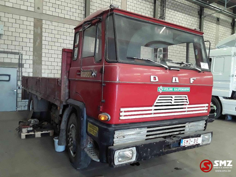 DAF 1600 1 hand +main - Камион со платформа: слика 1 DAF 1600 1 hand +main - Камион со платформа: слика 1