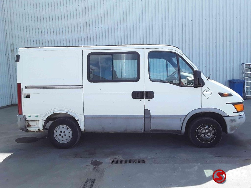 Iveco Daily - Товарно комбе: слика 4 Iveco Daily - Товарно комбе: слика 4