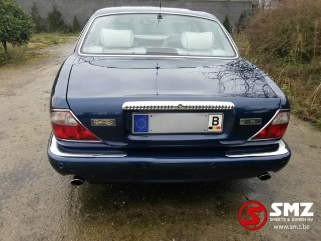 Jaguar Daimler V 8 105000 km TOP einselsitze - Автомобил: слика 2 Jaguar Daimler V 8 105000 km TOP einselsitze - Автомобил: слика 2