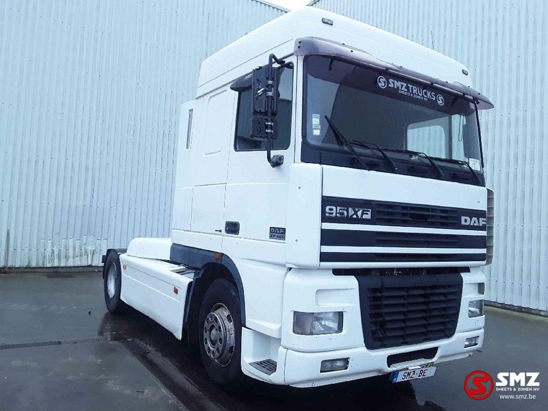 DAF 95 XF 480 Spacecab intarder - Камион влекач: слика 1 DAF 95 XF 480 Spacecab intarder - Камион влекач: слика 1