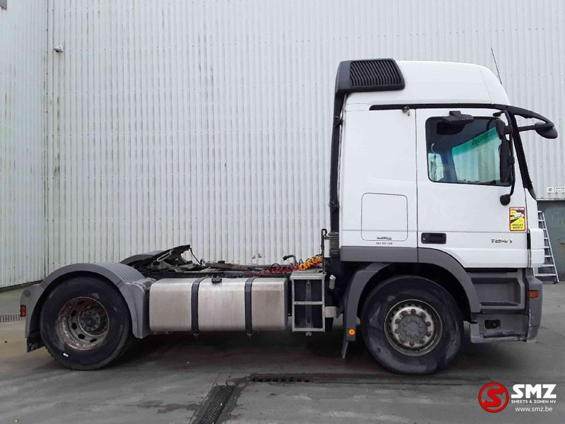 Mercedes-Benz Actros 1841 EPS 3 pedal 2x - Камион влекач: слика 4 Mercedes-Benz Actros 1841 EPS 3 pedal 2x - Камион влекач: слика 4