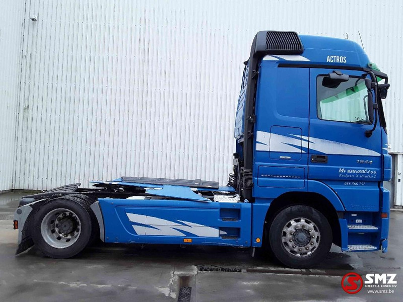 Mercedes-Benz Actros 1846 3 pedal - Камион влекач: слика 4 Mercedes-Benz Actros 1846 3 pedal - Камион влекач: слика 4