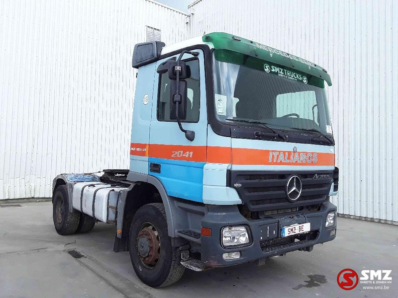 Mercedes-Benz Actros 2041 lames EPS - Камион влекач: слика 1 Mercedes-Benz Actros 2041 lames EPS - Камион влекач: слика 1