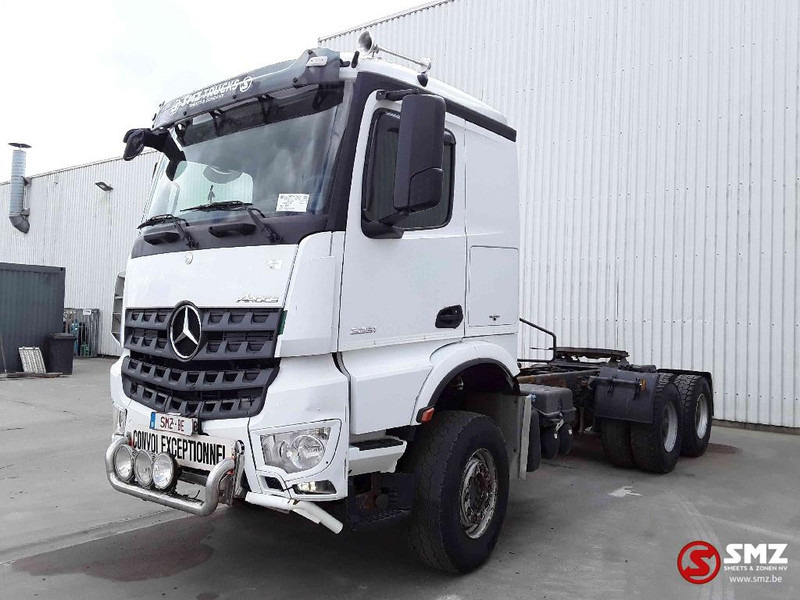 Mercedes-Benz Arocs 3351 lames steel - Камион влекач: слика 3 Mercedes-Benz Arocs 3351 lames steel - Камион влекач: слика 3